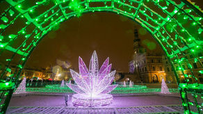 Zima i iluminacje na zamojskim rynku w 2018 roku