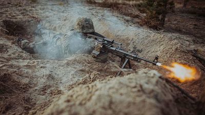 Epidemia nie hamuje szkoleń strzeleckich w 2. LBOT