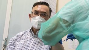 SPSK4 w Lublinie. Przeciwko Covid-19 zaszczepili się m.in. dwaj znani profesorowie 