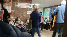 Pracownicy skarżą się znowu na organizację szczepień przeciwko Covid-19 w szpitalu przy al. Kraśnickiej w Lublinie