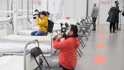 Szpital tymczasowy w Targach Lublin oficjalnie został otwarty 21 grudnia. W niedzielę przed południem przebywało w nim czworo pacjentów z Covid-19