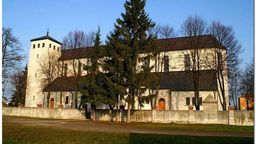 Proboszcz parafii tłumaczy, że nie wie kto umieścił wpis na Facebooku 