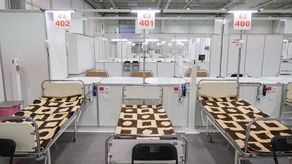 Mimo że w szpitalu tymczasowym jest znikoma liczba pacjentów, to szczepień przeciwko Covid-19 w nim nie będzie