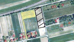 Zakład produkcyjny ma powstać na działce zaznaczonej czarnym kolorem, niedaleko S12 i początku obwodnicy Puław