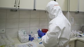 Koronawirus: Ponad 12 tysięcy nowych zakażeń. Już 160 tysięcy Polaków zaszczepionych