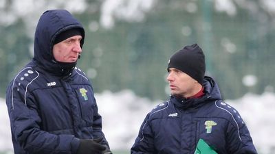 Kamil Kiereś i Andrzej Orszulak przygotowują Górnika Łęczna do rundy rewanżowej w zimowej scenerii

