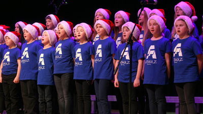 W tym roku przesłuchania Ogólnopolskiego Festiwalu Kolęd odbędą się zdalnie. Jurorzy wysłuchają przesłanych im nagrań, a najlepsze z nich obejrzmy 2 lutego - również tylko w internecie.