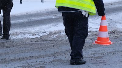 Lublin: Wypadek na skrzyżowaniu ul. Walecznych i Ponikwoda. Trzy osoby ranne