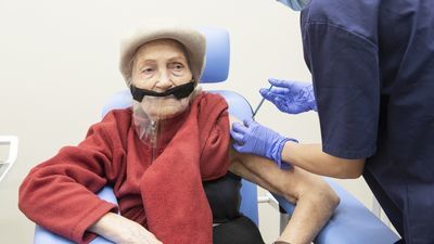 Pani Janina zaszczepiła się wczoraj przeciwko Covid-19 w punkcie przy ul. Radziwiłłowskiej 13 w Lublinie. – Nie ma się czego bać – powiedziała po zabiegu