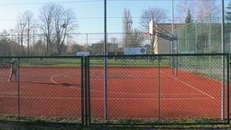 Puławy: Jest pomysł na wyciszenie boiska na Włostowicach