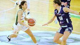 Ilaria Milazzo (z piłką) rozegrała kolejne dobre spotkanie w tym sezonie.