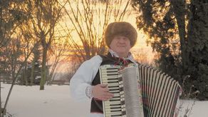 Muzyka, organy i 12 motocykli. "Tatuś miał piękne skrzypce, bodajże z 1830 roku"