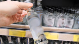 Mężczyzna ukradł dwie butelki wódki