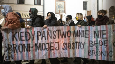 Lublin rusza na Warszawę. Strajk kobiet się nie poddaje [zobacz]