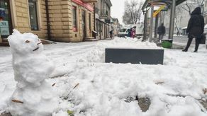 Lublin pod śniegiem: Aktualne warunki jazdy. Jak wezwać pług?