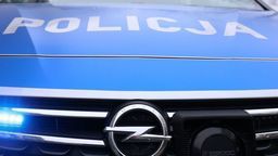 Zamość: policja opublikowała zdjęcia z kradzieży w drogerii. Internauci błyskawicznie rozpoznali sprawczynię