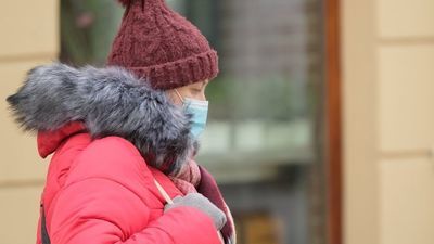 Koronawirus. Obostrzenia zostają do lutego