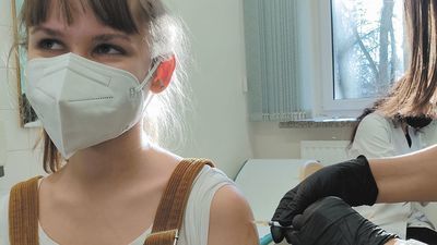 Rozpoczęły się szczepienia studentów Uniwersytetu Medycznego w Lublinie przeciw COVID-19