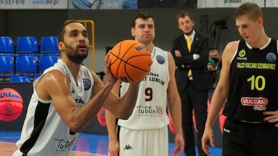 Yannick Franke (z piłką) pokazał się w Saragossie z bardzo dobrej strony 