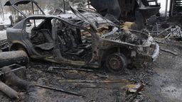 Spawał tłumik w samochodzie. Doprowadził do pożaru dwóch garaży i 90 tys. zł strat