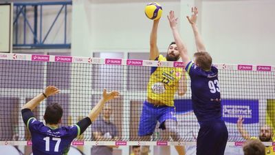 Polski Cukier Avia gra z Krispolem Września, pauza LUK Politechniki