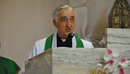 Msza w intencji ks. Zbigniewa Kuzi. "Duszpasterz przebywa w stanie ciężkim w szpitalu"