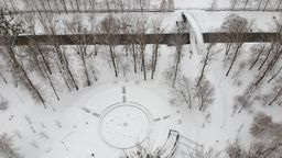 Takiego parku Ludowego jeszcze nie widzieliście. Zimą z lotu ptaka [zdjęcia]