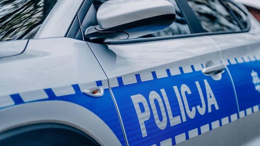 Puławska policja w poniedziałek zatrzymała pijanego kierowcę, który chciał wjechać na S12