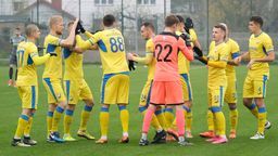 Avia – Świdniczanka 7:2. Potrzebują jeszcze kogoś do środka pola