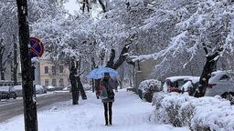 Chełm. Ulice i chodniki w śniegu. Gdzie dzwonić po pomoc?