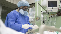 Dane z 16 lutego. Tak wielu przypadków nie było od dawna. Zbliża się trzecia fala