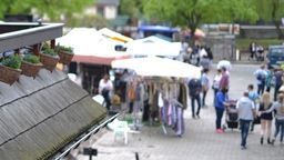 Handlowe porządki na Małym Rynku w Kazimierzu Dolnym