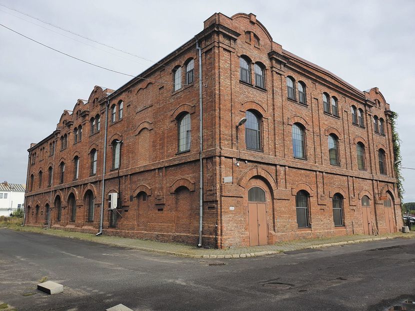 Do kupienia wybudowany w 1906 roku zakład produkcyjny