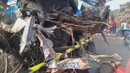 Cztery osoby zginęły, a dwadzieścia pięć zostało rannych w wypadku w Pakistanie