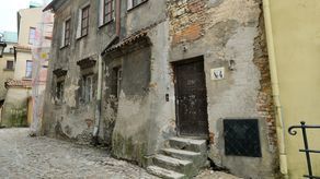 Remontowana kamienica datowana jest na rok 1870