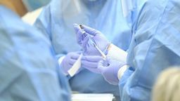 Ekspert: po 2. dawce szczepionki poziom przeciwciał dużo wyższy niż u osób, które chorowały na COVID-19