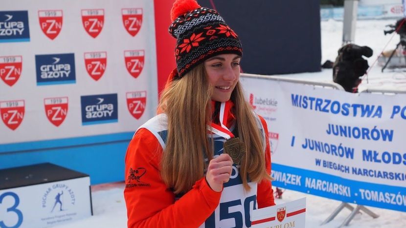 Anna Berezecka ze złotym medalem za triumf w sobotnim sprincie<br />
<br />
