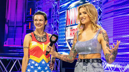 Katarzyna Głuszak i prowadząca Karolina Gilon