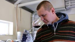 Grzegorz Chojnacki zajmuje się winiarstwem od 2002 roku.