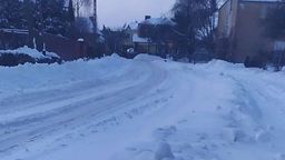 Zima w Chełmie. Złamana noga na przejściu w centrum, od czterech dni mieszkańcy ul. Kamieńskiego czekają na pług