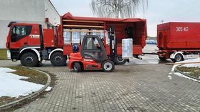 Lubelska straż pożarna i COVID-19. Nietypowy ładunek na 11 ton [zdjęcia]