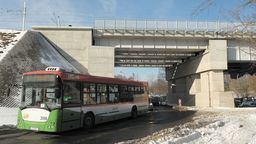 Lublin: Znowu wahadło pod przebudowywanym mostem kolejowym na Bystrzycy