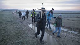 Uczestnicy zeszłorocznej Ekstremalnej Drogi Krzyżowej na trasie