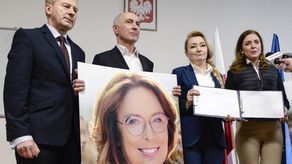 W lubelskiej PO odejście Joanny Muchy przyjęto z ulgą. Z kolei szef miejskiej PO w Lublinie Grzegorz Nowakowski (drugi z lewej) zrezygnował ostatnio z wolontariatu w ruchu Szymona Hołowni