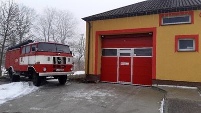 Wóz strażacki zamienił się w złom 