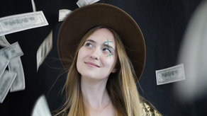 Utwór „Dolar Song” wyszedł dopiero we wrześniu, dlatego przepadła nam tegoroczna edycja nagród Grammy. Będziemy się starać o nominację w przyszłorocznym konkursie - mówi Kapri