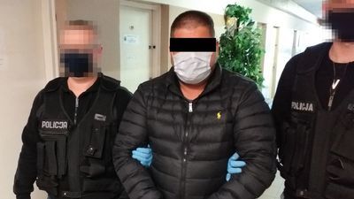 Wpadli „policjanci”. Przez nich emeryt z Czechowa stracił 120 tys. złotych 