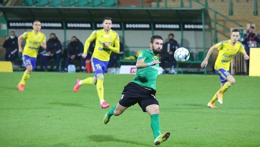 Bartosz Śpiączka strzelił w Gdyni swojego szóstego gola w tym sezonie<br />
<br />
