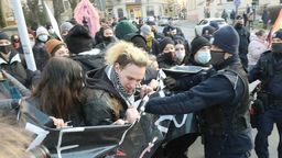 Manifa przeszła ulicami Lublina. "Musimy świętować i pokazywać, że jesteśmy solidarne" [zdjęcia]