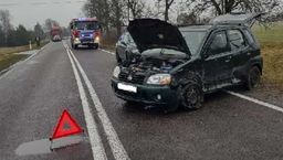 Lubelskie: Uderzył w dwa auta i wpadł do rowu